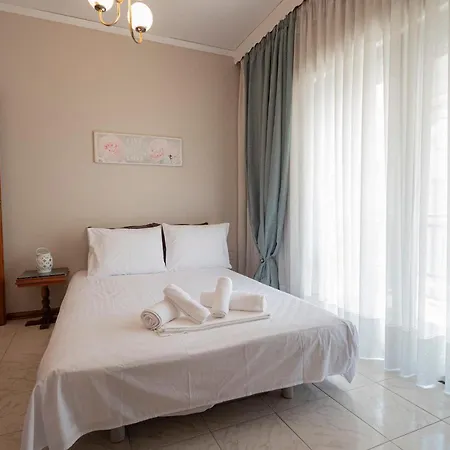 Veroniki By Travel Pro Services - Halkidiki * Néa Mudaniá